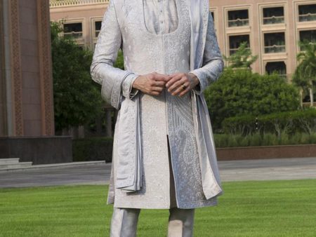 Majestic Royal Sherwani Set Discount