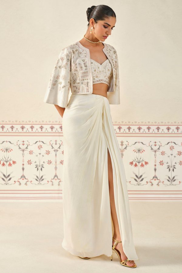 Mesnata Embroidered Skirt Set - Ivory For Sale