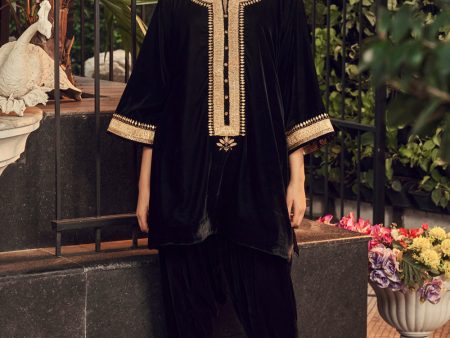 All Black Vevet Kurta And Salwar Set Sale