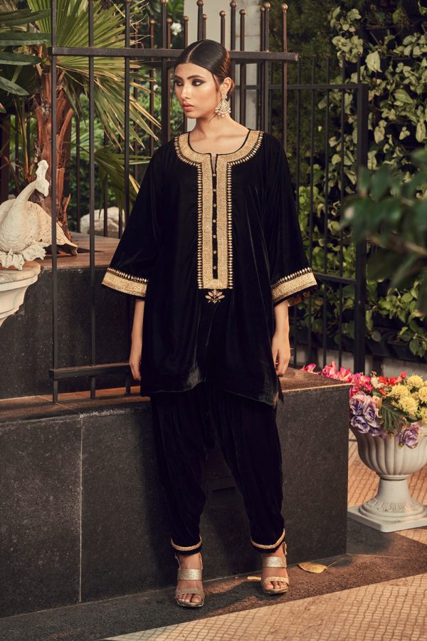 All Black Vevet Kurta And Salwar Set Sale